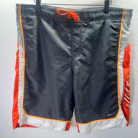 Nike Board Shorts Swim Trunks Mens S Cool Beach Summer Fun Retro 2056 - Picture 1 of 8